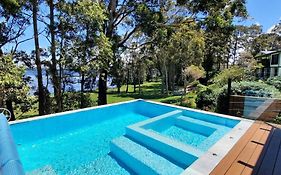 Luxury By The Basin